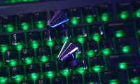 怒喵新耳機(jī)“窩里橫”，CYBERBLADE 專注室內(nèi)使用