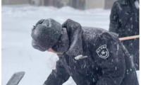 抗擊暴風(fēng)雪|欣匯龍物業(yè)打響防凍、除冰雪攻堅(jiān)戰(zhàn)！