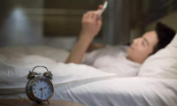 中年人睡眠不好？東寶床墊易翻身更健康