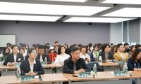 高校之旅第三站點(diǎn)亮上海 千年舟首屆花色及應(yīng)用設(shè)計(jì)大賽宣講會(huì)再啟航