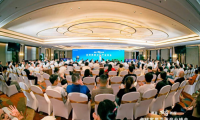 聚焦2025全球家居衛(wèi)浴產(chǎn)業(yè)峰會 南興裝備千臺封邊機(jī)交機(jī)儀式成功舉辦