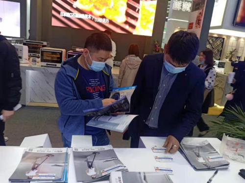 未來吸塵器什么樣？2021AWE有答案了！