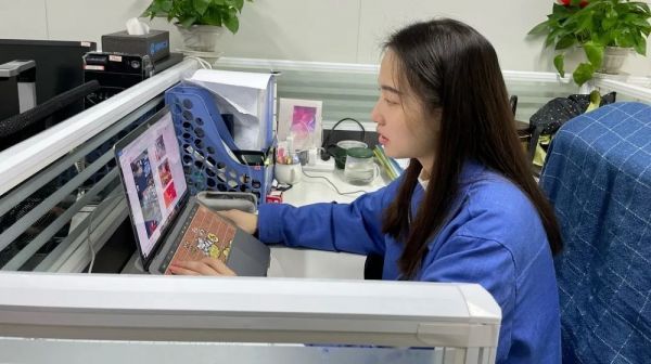 團員干部觀看直播.jpg