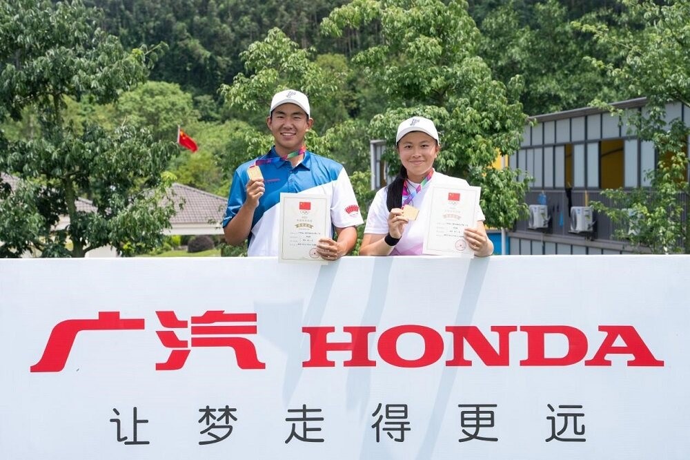 逆轉(zhuǎn)勝 羅紹鈞禤亭婷分獲“廣汽Honda·2022中國(guó)業(yè)余公開賽”揭幕站各組別冠軍