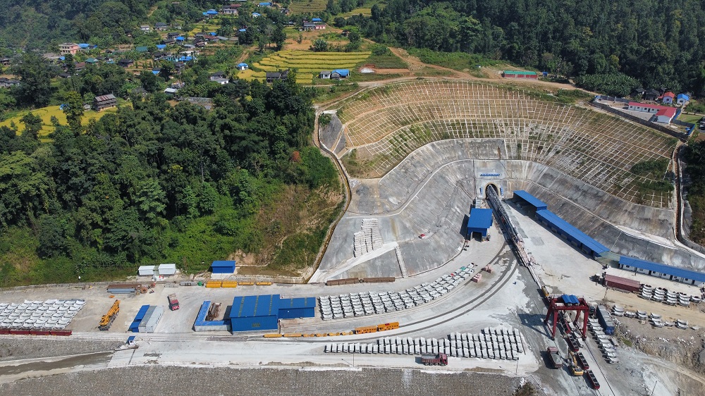 中企承建的尼泊爾在建最大引水隧道工程TBM試掘進(jìn)創(chuàng)世界紀(jì)錄