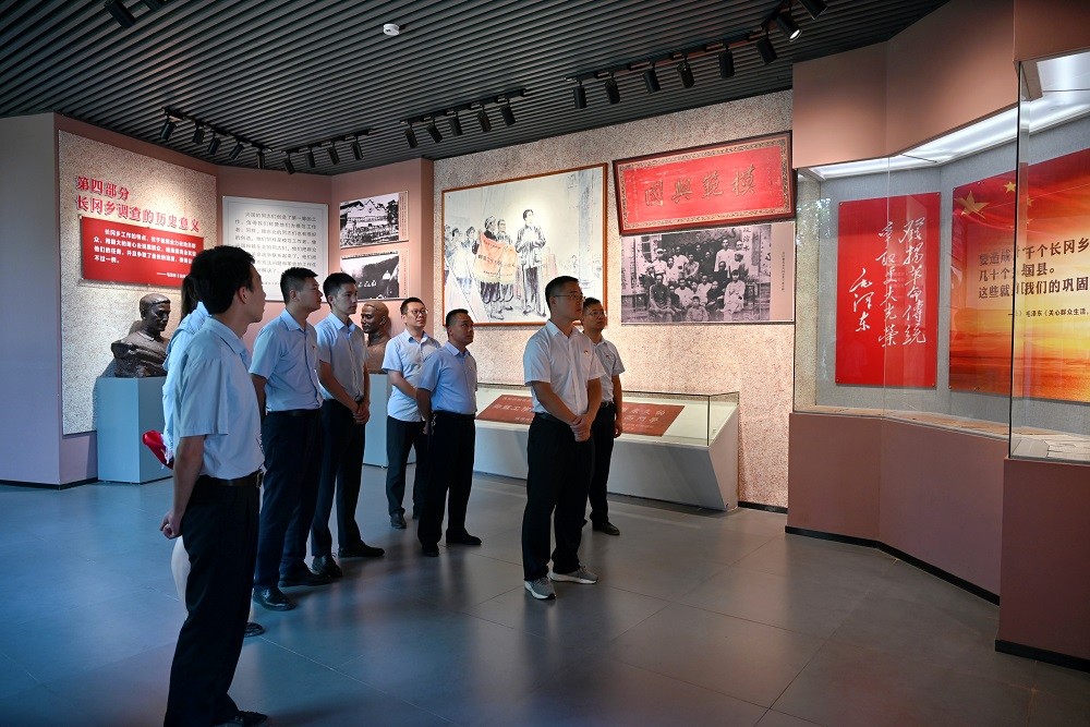 信豐西收費(fèi)所黨支部：重溫長(zhǎng)岡調(diào)查 弘揚(yáng)求真精神
