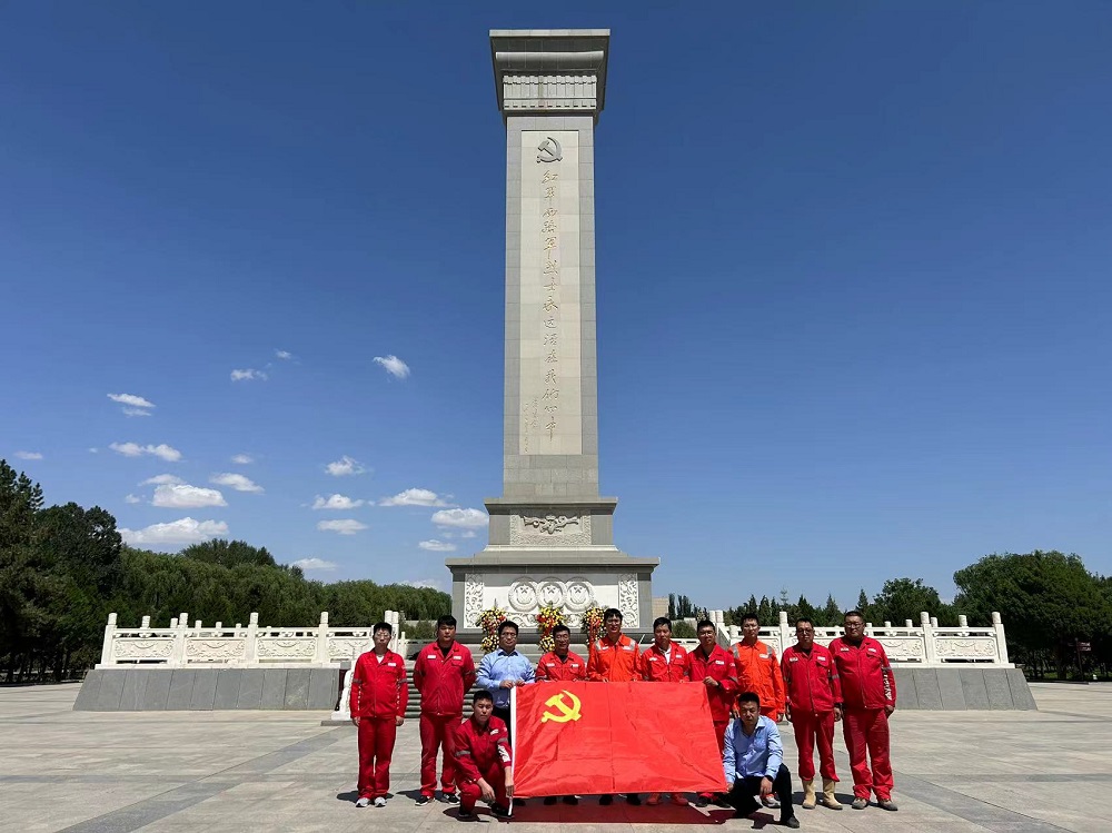 西氣東輸項(xiàng)目開展慶祝中國共產(chǎn)黨成立102周年黨建聯(lián)建活動