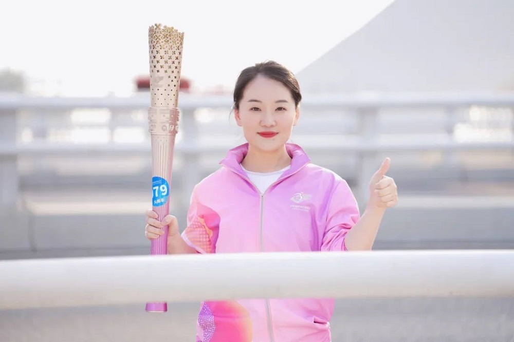 傳遞桂冠·助夢閃耀！千年舟集團副總裁田茂華擔任亞殘運會火炬手